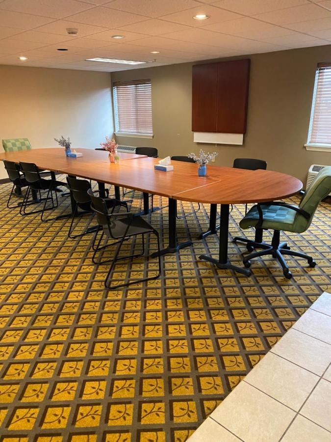 Candlewood Williamsport By Ihg Екстериор снимка