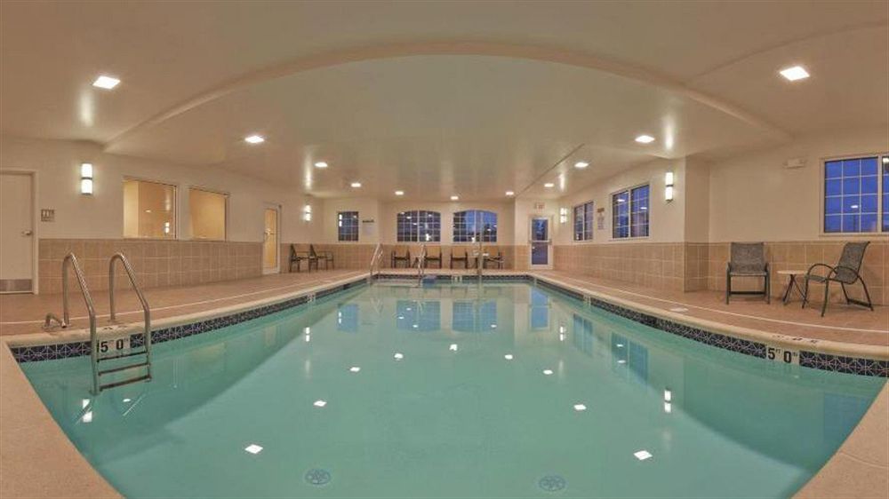 Candlewood Williamsport By Ihg Екстериор снимка