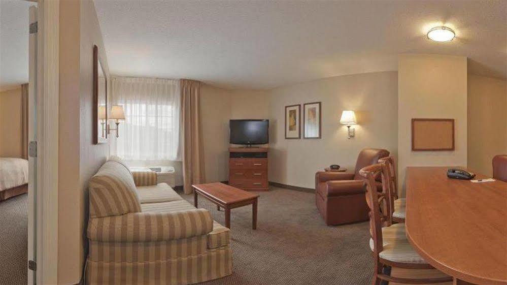 Candlewood Williamsport By Ihg Екстериор снимка