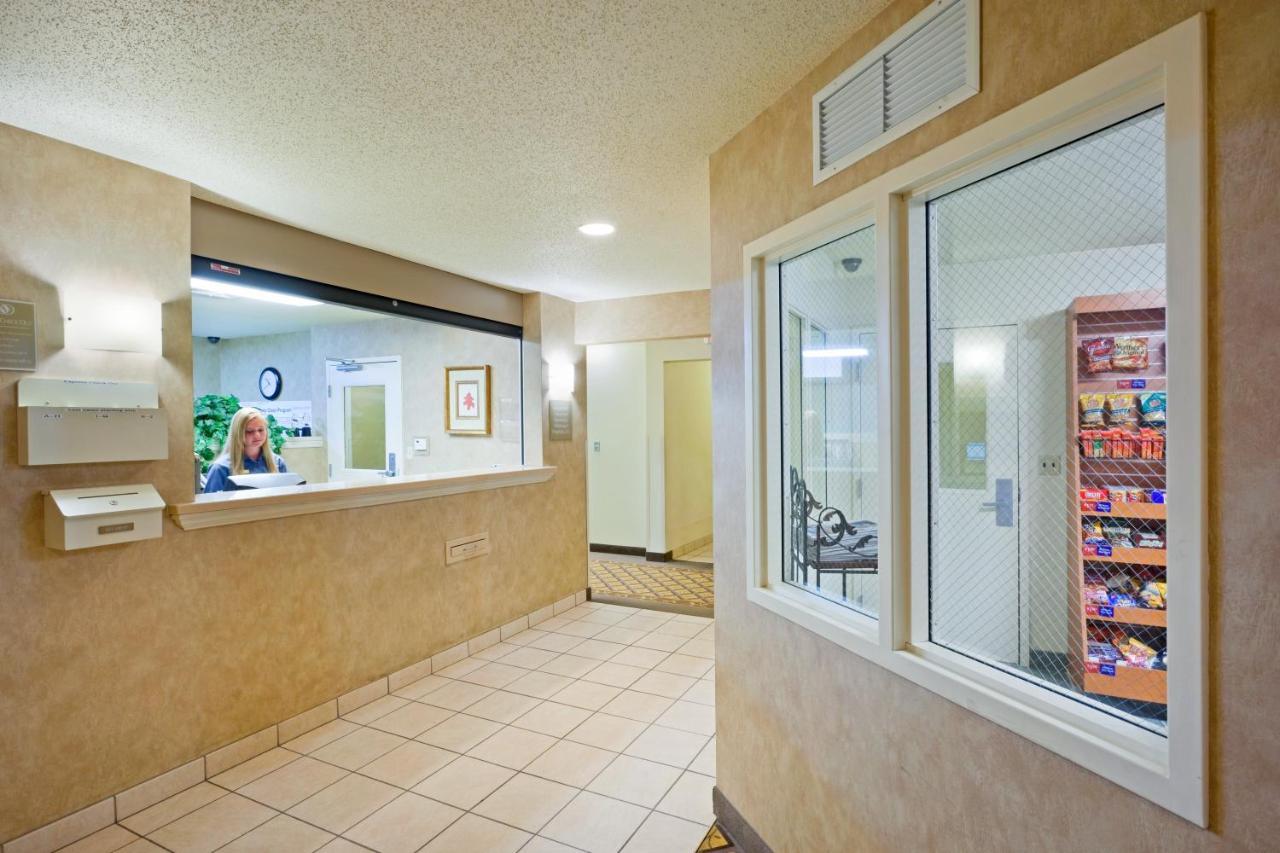 Candlewood Williamsport By Ihg Екстериор снимка